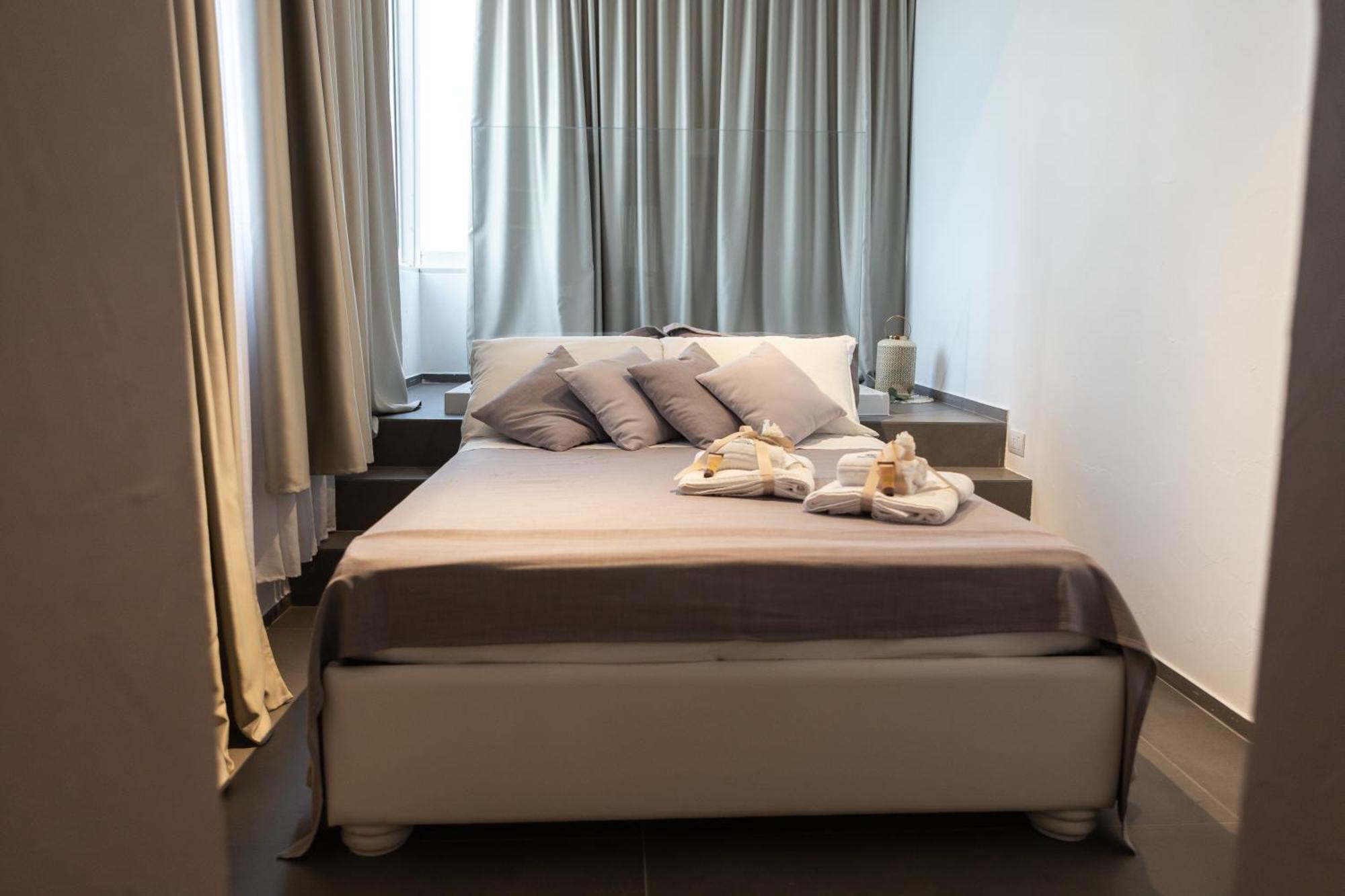 Vigna Caracciolo Bed & Breakfast ตรานิ ภายนอก รูปภาพ