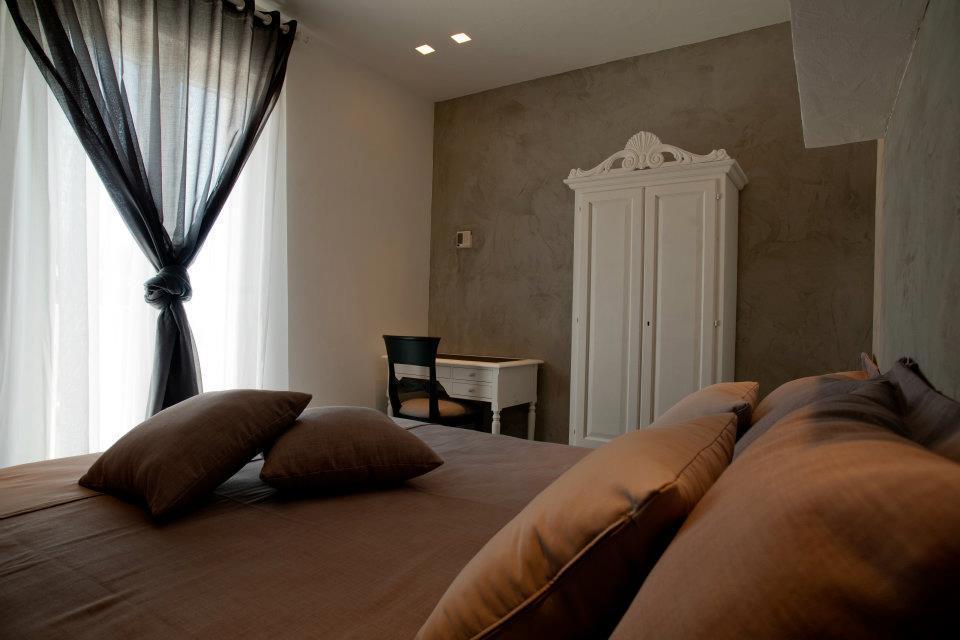 Vigna Caracciolo Bed & Breakfast ตรานิ ภายนอก รูปภาพ